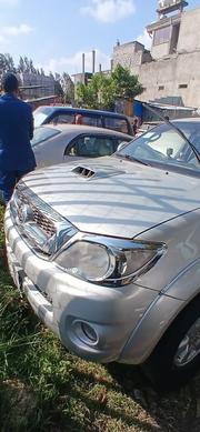 Toyota Hilux 2.5 D-4D SRX 2010 Gray for sale