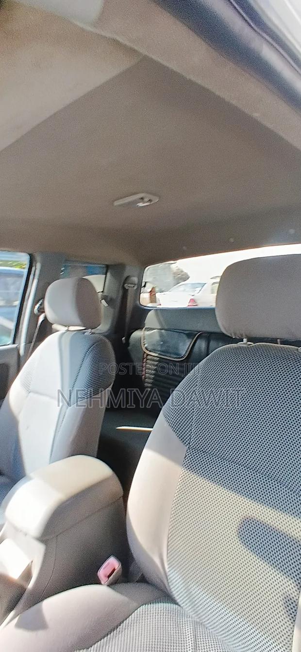 Toyota Hilux 2.5 D-4D SRX 2010 Gray