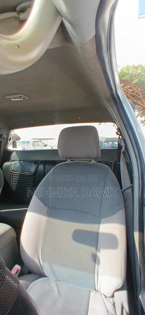 Toyota Hilux 2.5 D-4D SRX 2010 Gray
