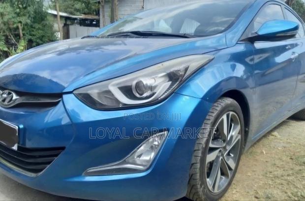Hyundai Avante 2014 Blue