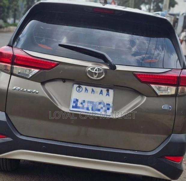 Toyota Rush 2020 Gray