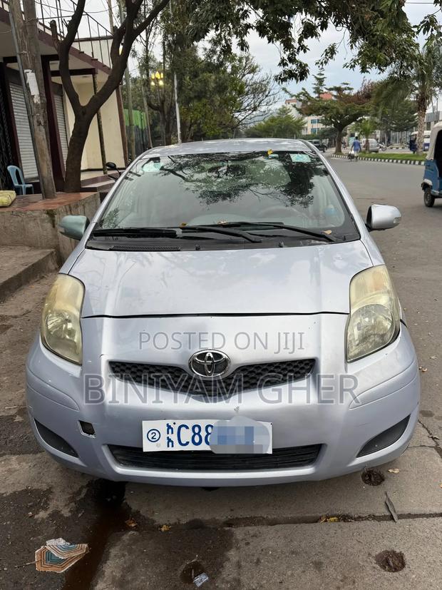 Toyota Yaris 2008 Silver