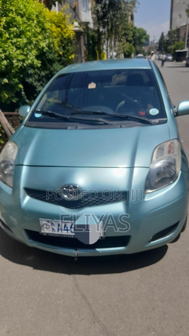 Toyota Yaris 2009 Blue