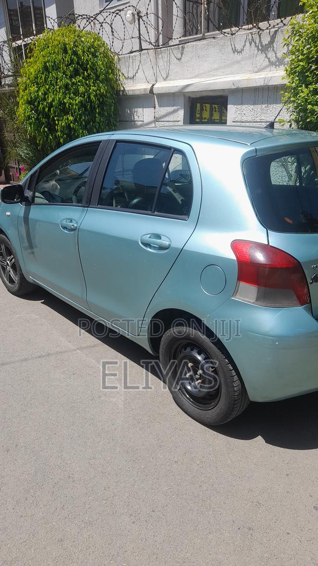 Toyota Yaris 2009 Blue