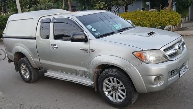 Toyota Hilux 2008 Silver
