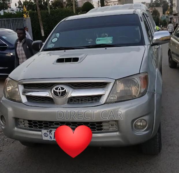 Toyota Hilux 2008 Silver
