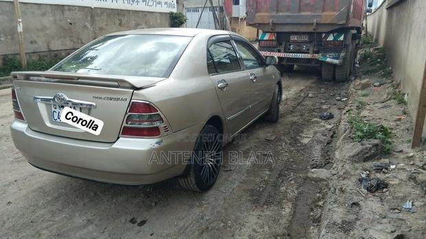Toyota Corolla 2004