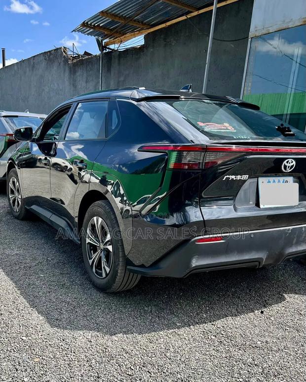 New Toyota bZ4X 2024 Black