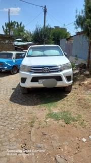 Toyota Hilux 2017 White for sale