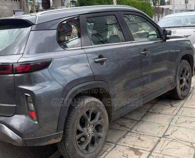 Suzuki Grand Vitara 2024 Gray
