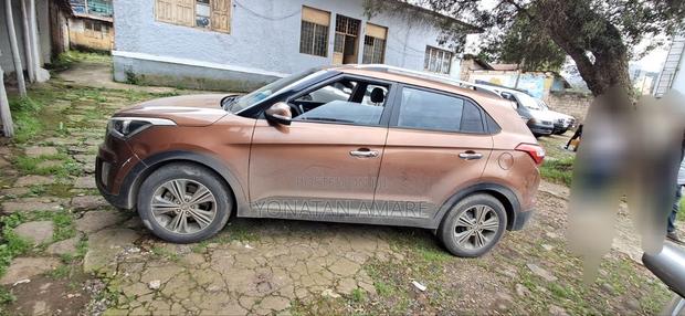 Hyundai Creta 2017 Brown