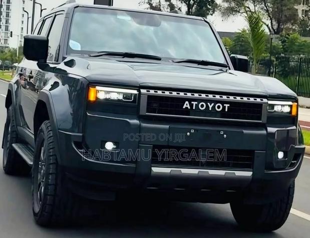 Toyota Land Cruiser Prado 2024 Black