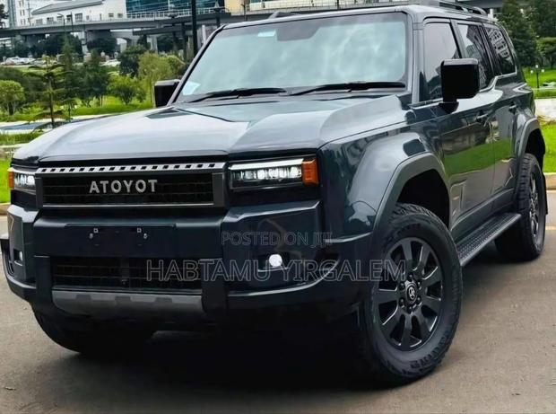 Toyota Land Cruiser Prado 2024 Black