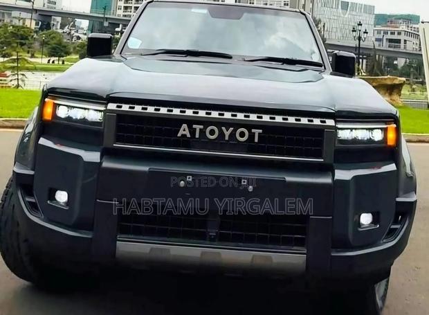 Toyota Land Cruiser Prado 2024 Black