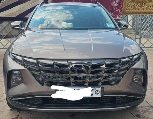 Hyundai Tucson 2022 Gray