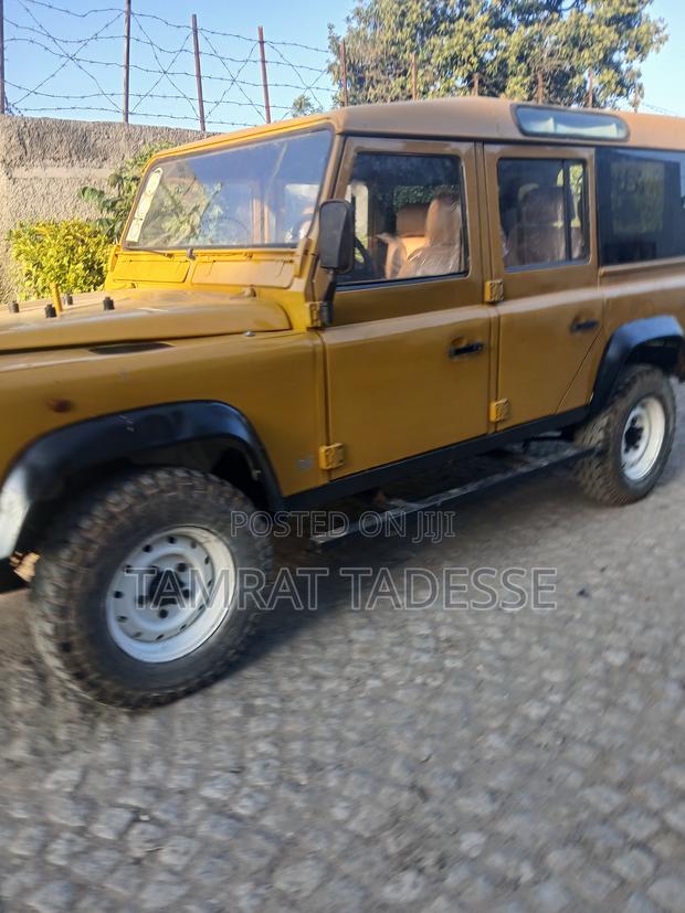 Land Rover Defender 1998