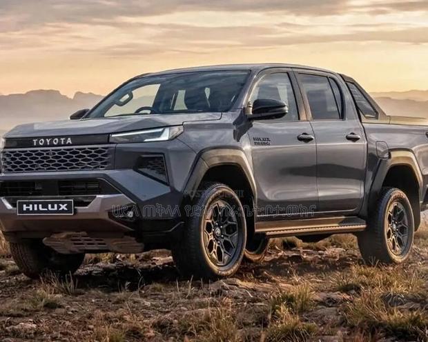 New Toyota Hilux 2026 Gray
