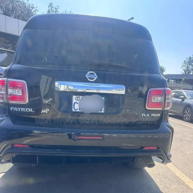 Nissan Patrol 2017 Matt Black