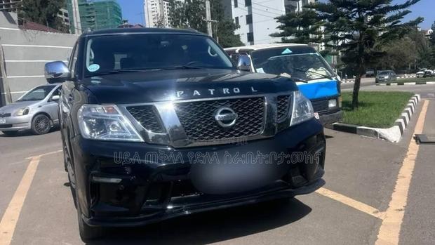 Nissan Patrol 2017 Matt Black