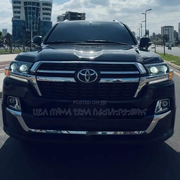 Toyota Land Cruiser 2015 Matt Black