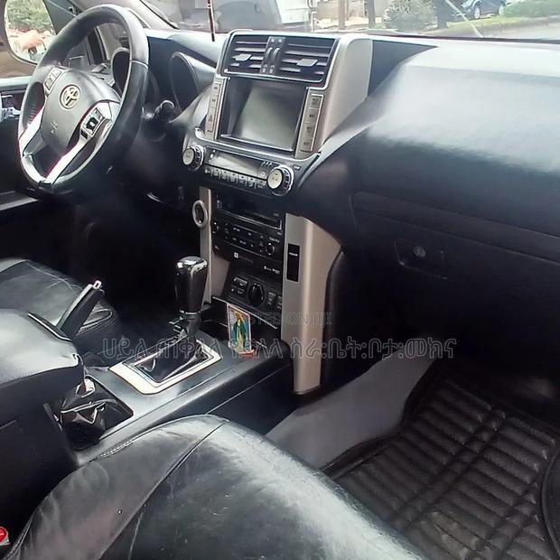 Toyota Land Cruiser Prado 2013 Gray