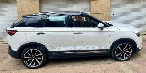 Bestune T77 1.2 FWD 2022 White