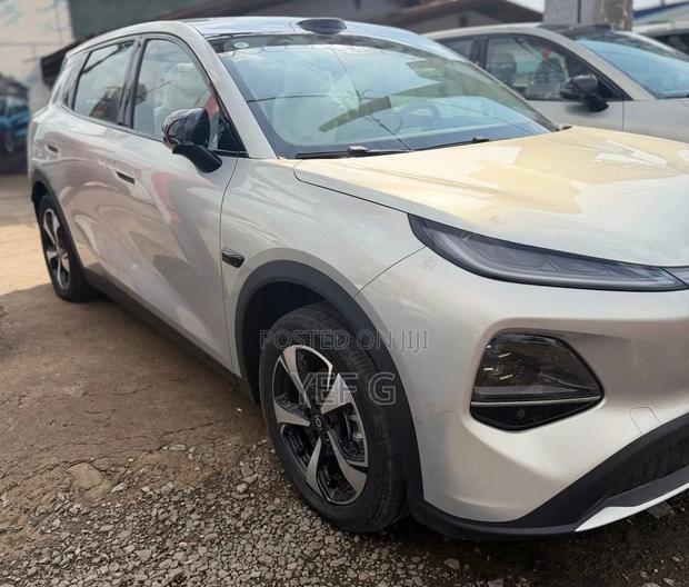 New Changan Nevo Q07 2026 White