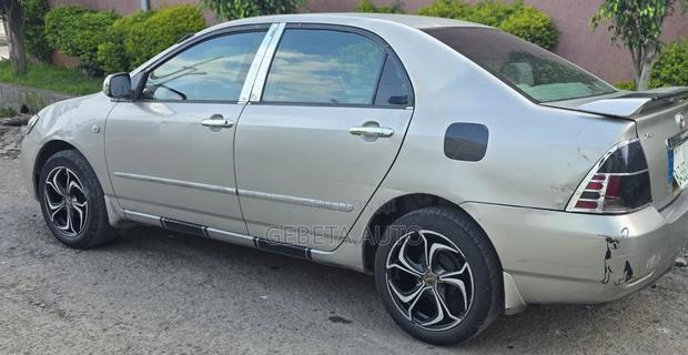 Toyota Corolla 2004