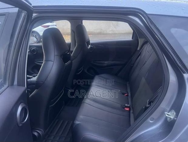 BYD E2 43 kWh 94 hp FWD 2025 Gray