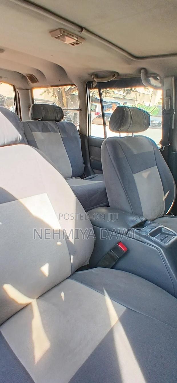 Toyota Land Cruiser 1993 Blue