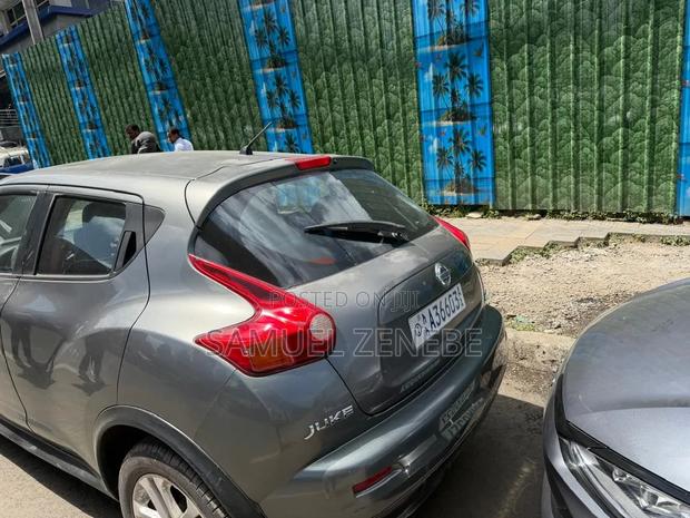 Nissan Juke S 2012 Gray