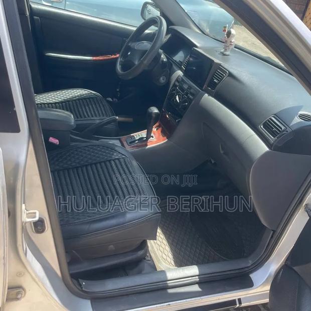 Toyota Corolla 2005 Silver