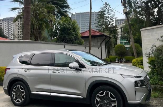 Hyundai Santa Fe 2023 Silver