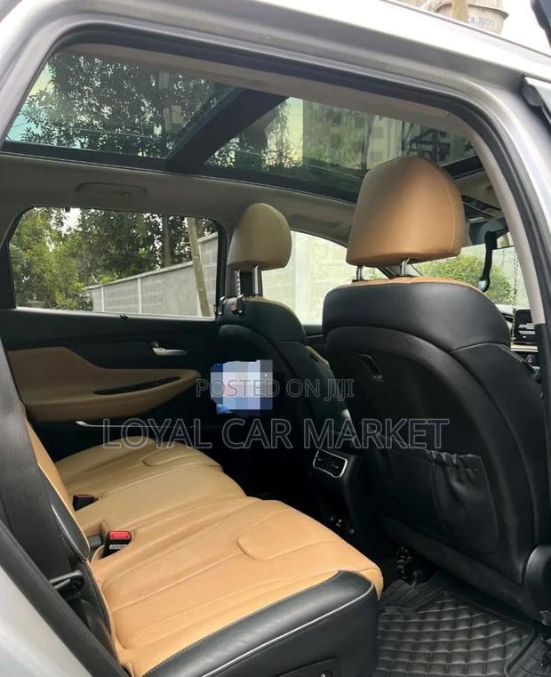 Hyundai Santa Fe 2023 Silver