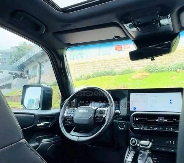 Toyota Land Cruiser Prado 2024 Gray
