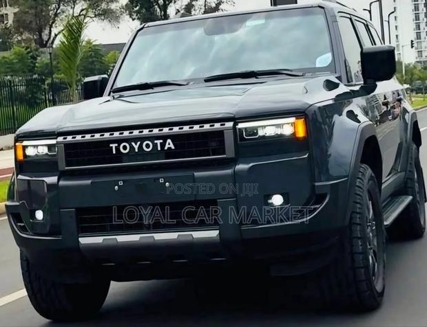 Toyota Land Cruiser Prado 2024 Gray