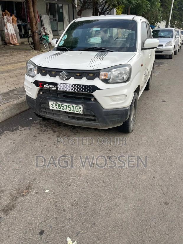 Suzuki S-Presso 2022 White