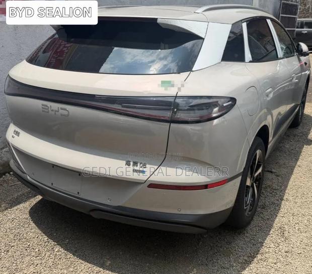 New BYD Sealion 06 EV 2026 Gray