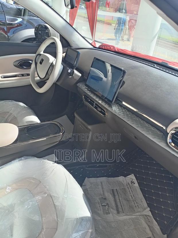JAC T8 2023 Ivory