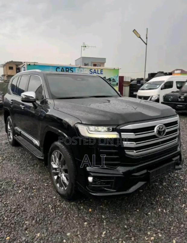New Toyota Land Cruiser 2025 Maroon