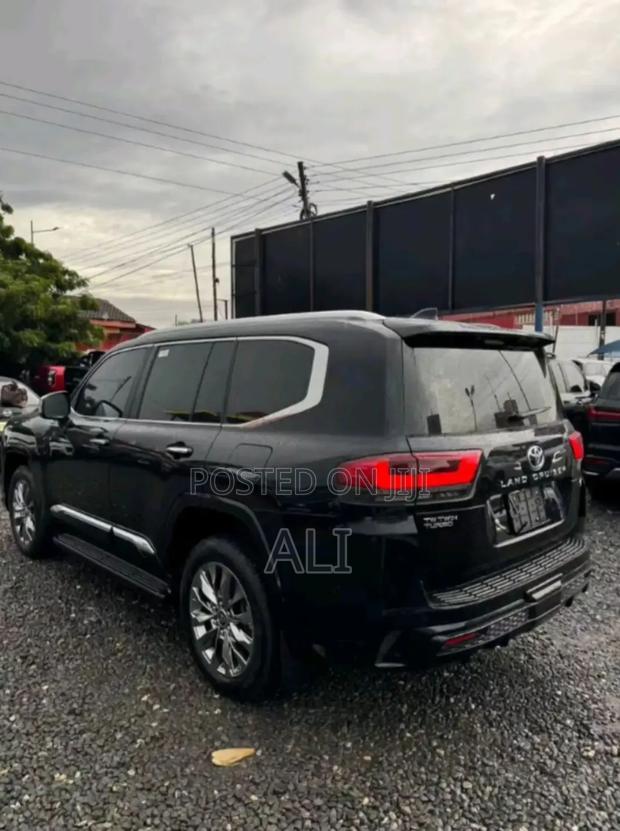 New Toyota Land Cruiser 2025 Maroon