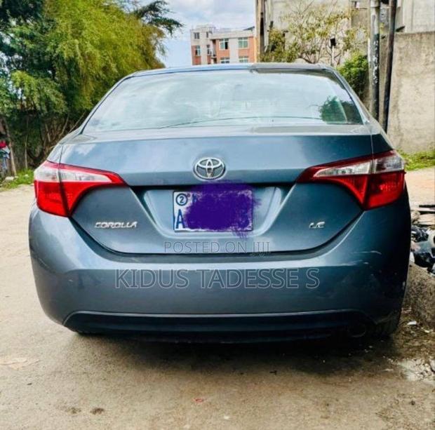 Toyota Corolla 2015 Blue