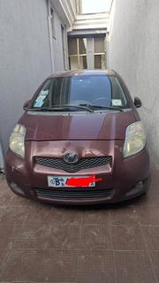Toyota Yaris 2010 Burgundy for sale