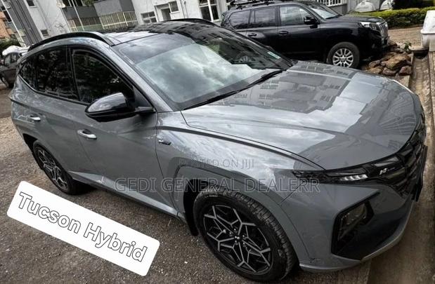 Hyundai Tucson 2023 Gray