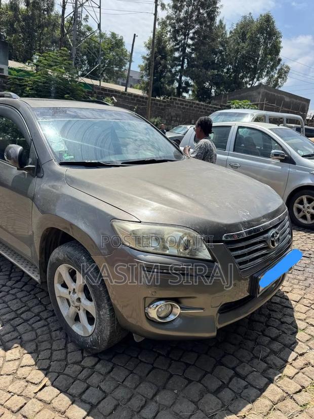 Toyota RAV4 2.5 4x4 2011 Blue
