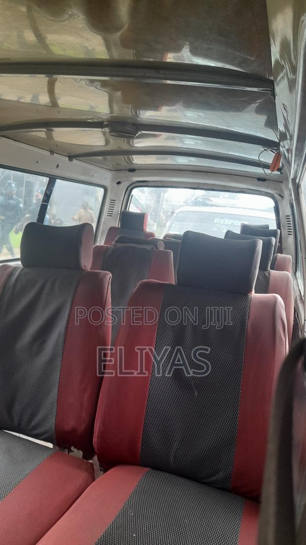 Toyota Hilux Surf 1991 White
