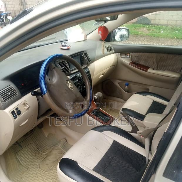 Toyota Corolla 2003 Gold