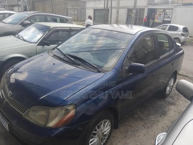 Toyota Platz 1.0 FWD 2001 Blue