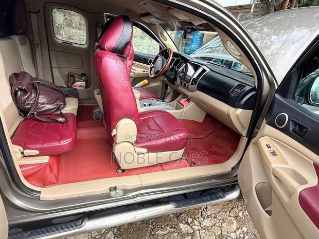 Toyota Tacoma 2008 Brown
