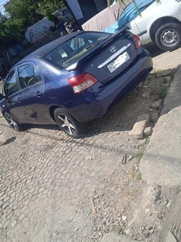 Toyota Yaris 2007 Purple